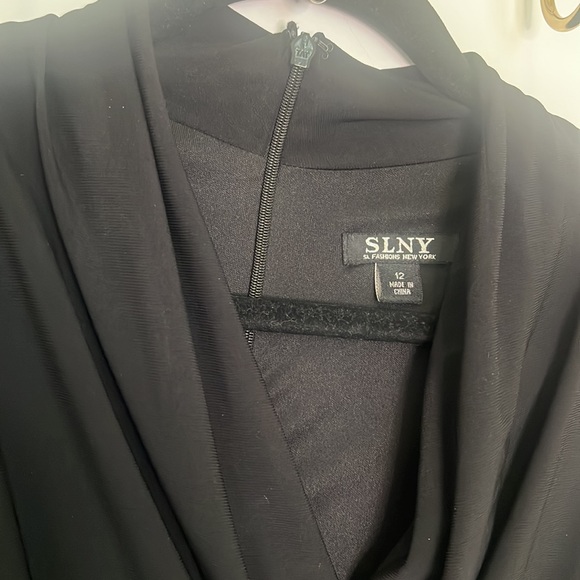 Beautiful full floral skirt sleeveless dress with full under the skirt size 12 - Picture 5 of 8